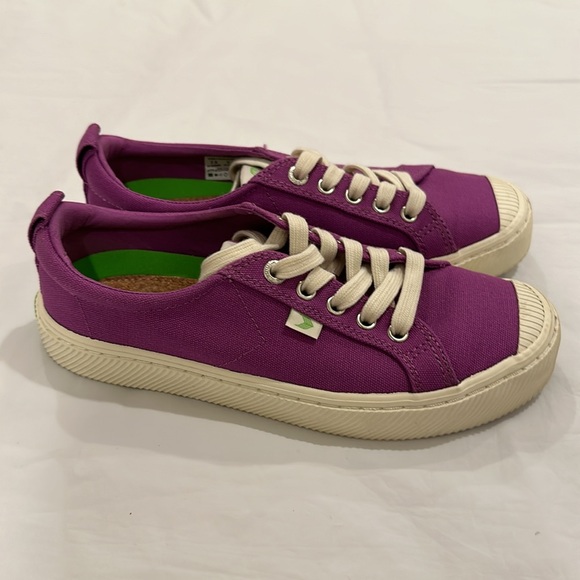 Cariuma Women’s Sneaker Shoes Size 7.5 - Picture 4 of 7